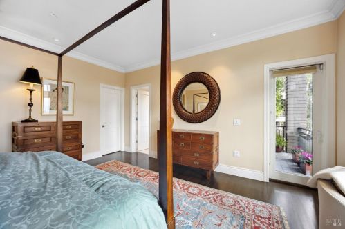 54 De Silva Is Dr, Mill Valley CA 94941-3004 exterior