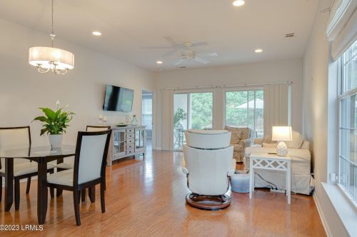 19 Beaufort Riv Rd, Bluffton SC 29909-6220 exterior