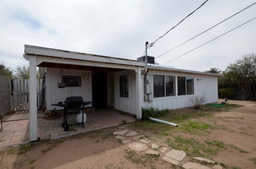 5037 2 St, Tucson AZ 85711-1104 exterior