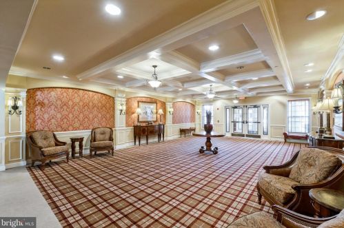 1323 Colts Cir, Trenton, NJ 08648-3268