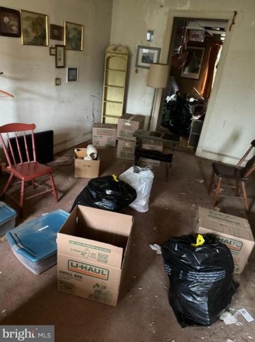 10011 Sidney Rd, Silver Spring, MD 20901-2138