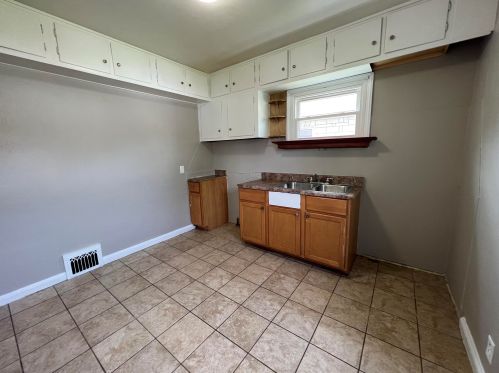 4349 53, Milwaukee WI 53208-3001 exterior