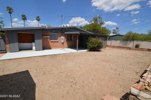 5058 Julia St, Tucson AZ 85710-1002 exterior