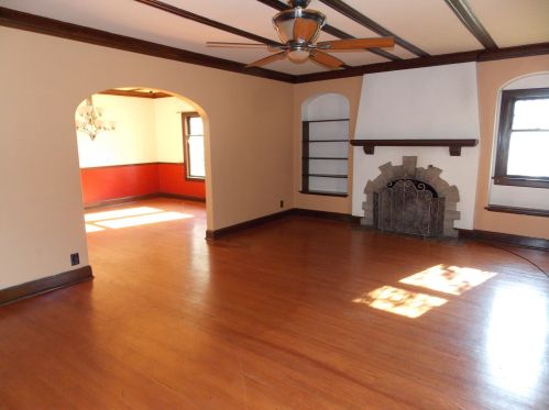 1503 Ave, Waukegan IL 60085-1958 exterior