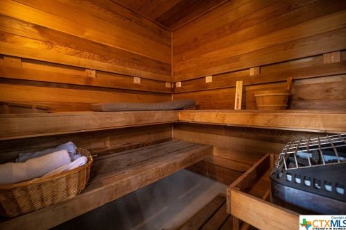 2763 Frontier, Spring Branch TX 78070-5949 exterior