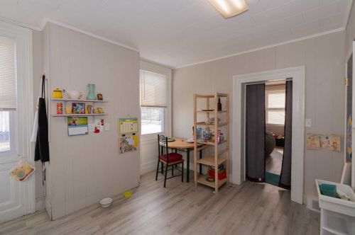 34 Hoffman St, Poughkeepsie NY 12601-1712 exterior