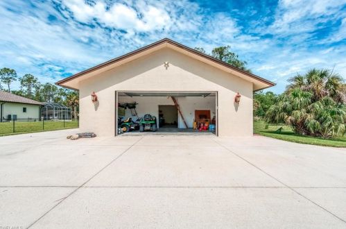 1381 29 St, Naples FL 34117-3120 exterior