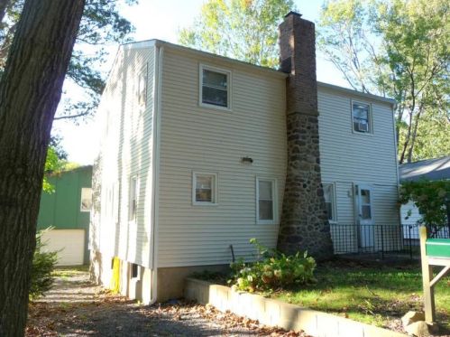 19 Cherokee Trl, Parsippany, NJ 07834-2001