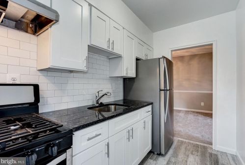 872 Bellevue St, Washington DC 20032-6002 exterior