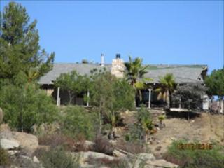39650 Green Meadow Rd, Temecula, CA 92592-8769