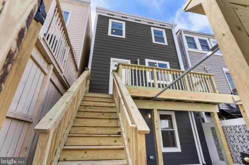 1110 Oates St, Washington DC  20002-3824 exterior