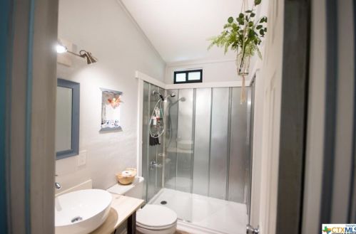 864 Hillside Dr, Spring Branch TX 78070-3808 exterior