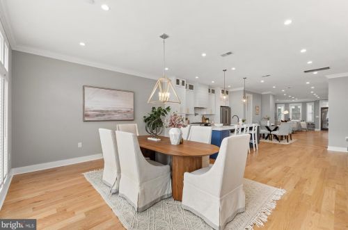 219 Morgan St, Washington DC  20001-1217 exterior