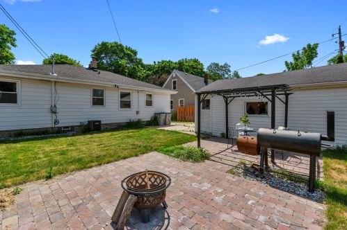 3319 Dayfield Ave, Milwaukee WI 53207-3112 exterior