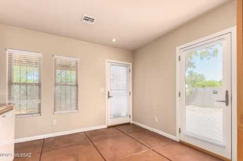 923 Arcadia Ave, Tucson AZ  85711-1208 exterior