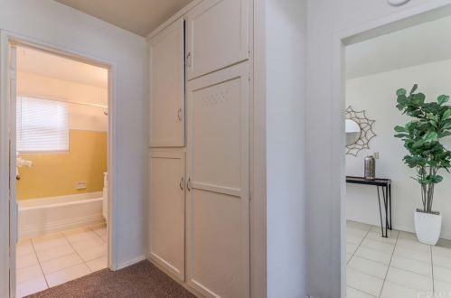 9122 Olive St, Bellflower CA 90706-4518 exterior