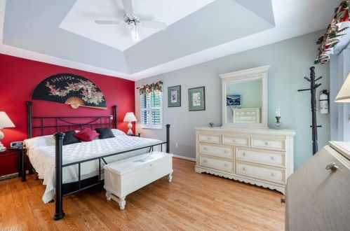 461 Countryside Dr, Naples FL 34104-6723 exterior