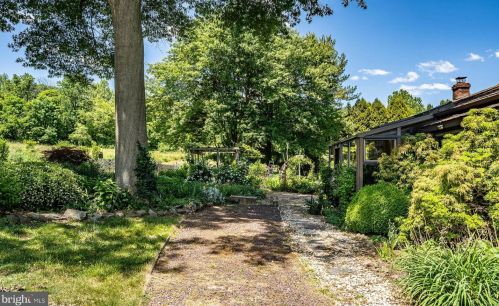 1279 Hanover St, Pottstown PA 19465-7633 exterior