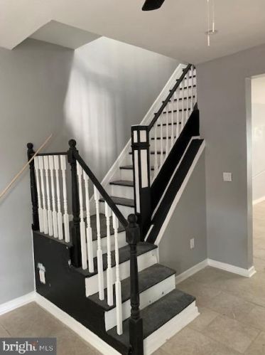 4253 8th St, Philadelphia, PA 19140-2212