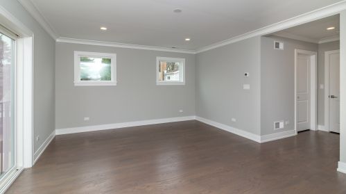 5135 Neenah Ave, Chicago IL  60656-3728 exterior