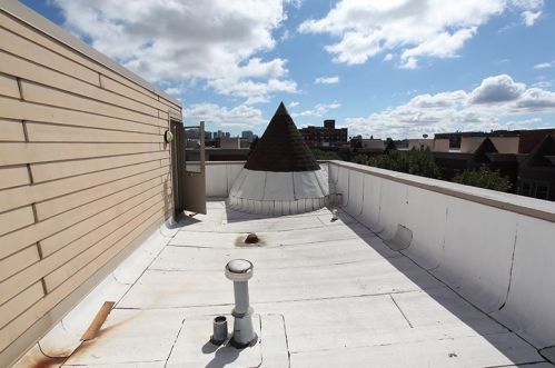 729 Blackhawk St, Chicago IL  60610-1170 exterior