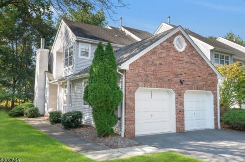 2005 Scarlett Dr, Hackettstown, NJ 07840-4523