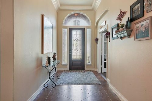 15635 Connie Ln, Montgomery, TX 77316-9467