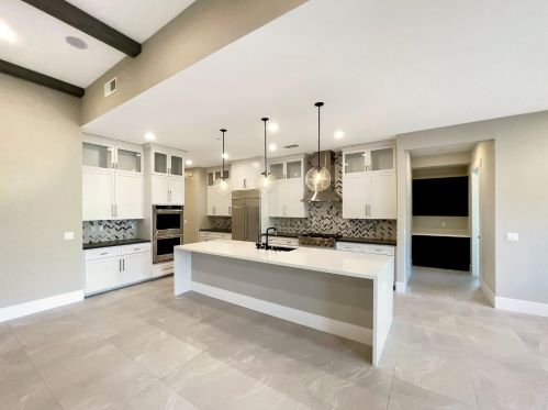 2042 Ritchie St, Folsom, CA 95630