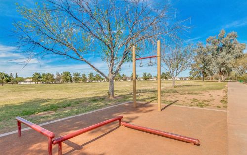 14802 3rd Ave, Phoenix AZ 85027-4747 exterior