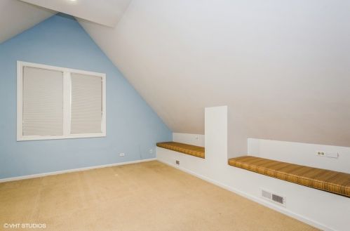 1323 Nelson St, Chicago IL 60657-3103 exterior