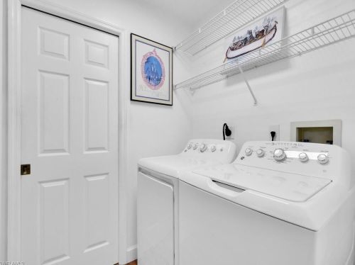 1208 Forest Lakes Blvd, Naples FL 34105-2272 exterior