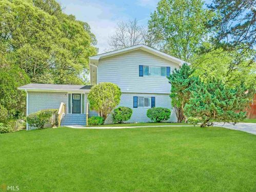 4557 Greenleaf Cir, Atlanta GA  30331-7119 exterior