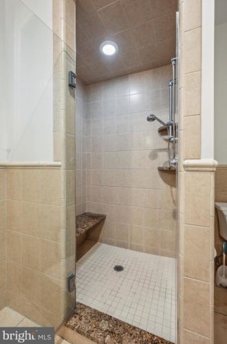 741 2nd St, Philadelphia PA 19122-4503 exterior