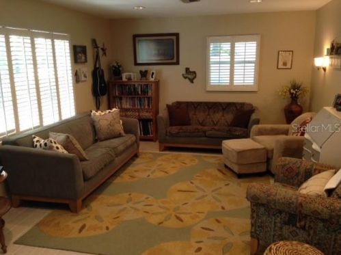 1501 Manhattan Ave, Tampa FL  33629-4928 exterior