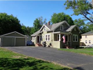 40 Wood Ave, Concord, NH 03301-2731
