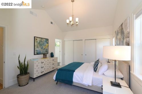 2424 8 St, Berkeley CA 94710-2501 exterior