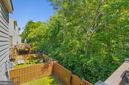 3822 Elmwood Towne Way, Alexandria VA  22303-1161 exterior