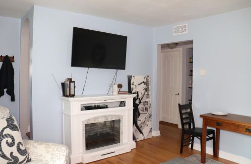 3406 87th St, Milwaukee WI  53227-4516 exterior