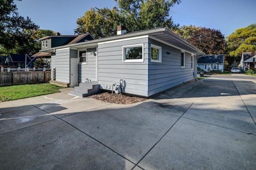 4720 Maher Ave, Madison WI 53716-2232 exterior