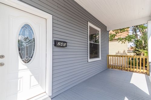 245 Lelia St, Pittsburgh PA  15211-2329 exterior