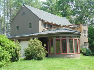 22 Post Pond Ln, Lyme, NH 03768-3111