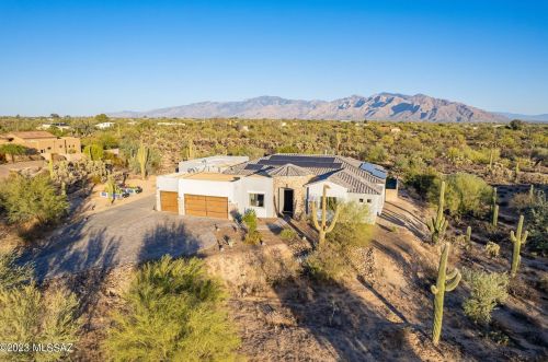 4358 Lambert Ln, Tucson AZ  85742-9084 exterior