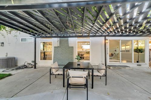 1154 Angmar Ct, San Jose CA  95121-2509 exterior