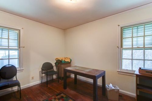 1487 Mercer Ave, Atlanta GA 30337-1515 exterior