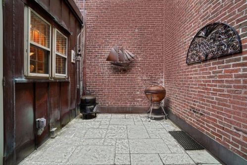 104 Revere St, Boston MA exterior