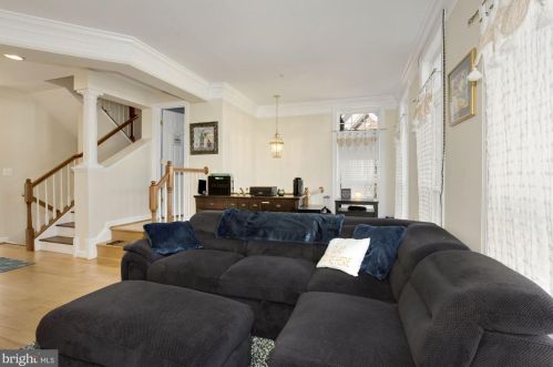 1523 Artillery Ter, Leesburg VA  20176-6625 exterior