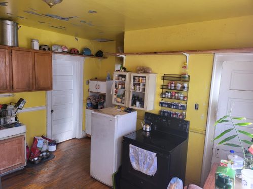 3161 18th St, Milwaukee WI  53215-4503 exterior