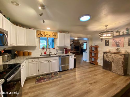 3017 Shumaker Dr, Tucson AZ  85741-3636 exterior