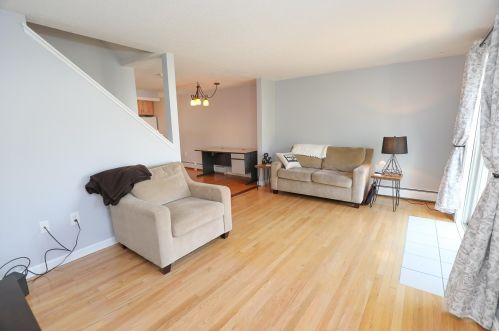 3 Whitewater Dr, Concord NH 03303-1546 exterior