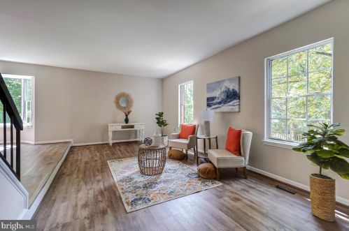 717 Twin Holly Ln, Silver Spring MD 20910-4665 exterior